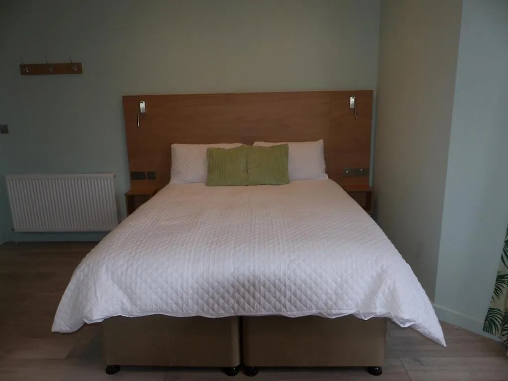 Hamilton Court Hotel Hoole Chester 3*,